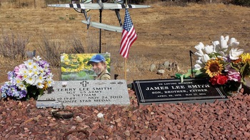 Smith,   James Lee gravesite
