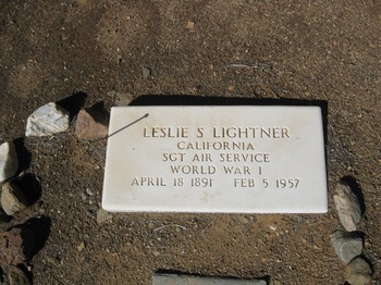 Lightner,   Leslie Seward gravesite