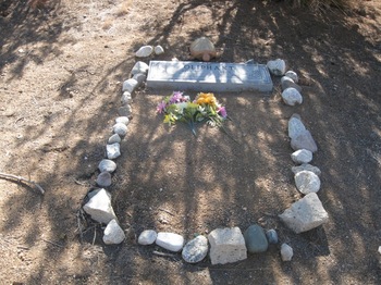 Oliphant,   Alice Lucile gravesite