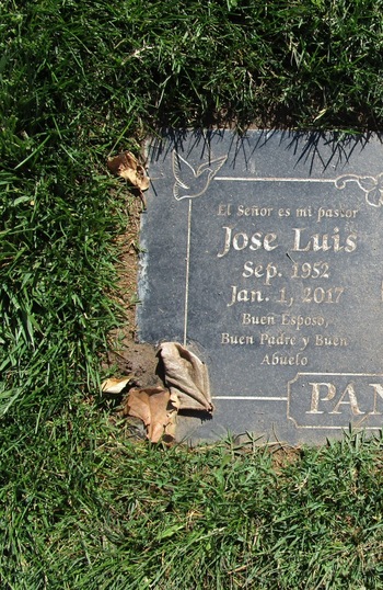 Pantoia,   Jose Luis gravesite