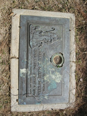 McKern,   Darlene Marie gravesite