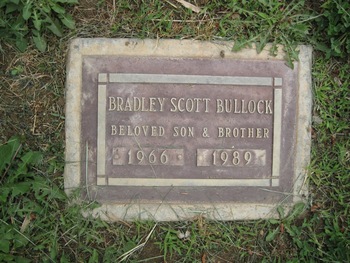 Bullock,   Bradley Scott gravesite