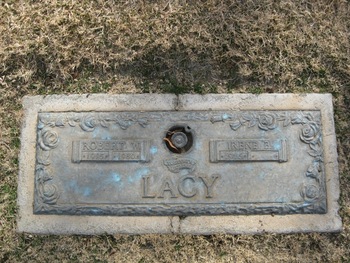 Lacy,   Robert Wallace gravesite