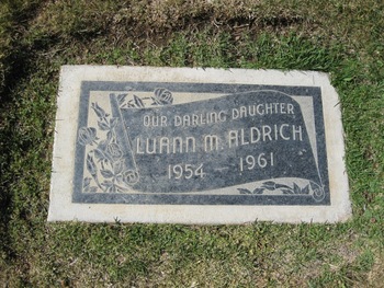 Aldrich, Luann M. gravesite