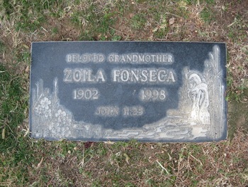 Fonseca,   Zoila gravesite