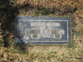 Justus,   Robert Lee gravesite