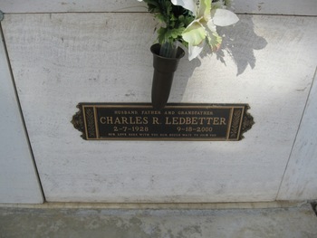 Ledbetter,   Charles Roger gravesite