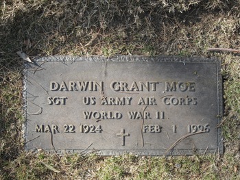 Moe,   Darwin Grant gravesite