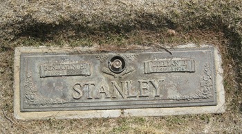 Stanley,   Lillian J. gravesite