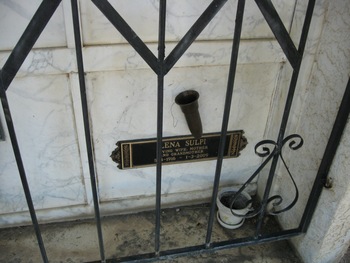 Sulpi,   Angelina ('Lena') gravesite