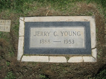 Young,   Jerry Cherry gravesite