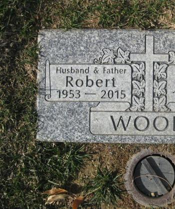 Wood,   Robert gravesite