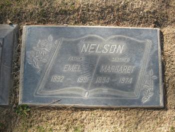 Nelson,   Emel Edward gravesite
