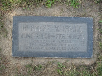 Irvine,   Herbert Young gravesite