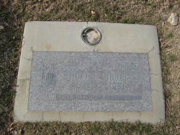 Harris,   Janet R. gravesite