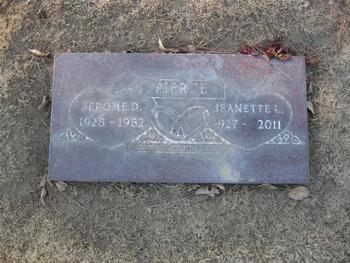 Pierce,   Jerome Davy gravesite
