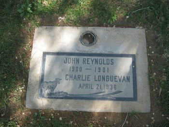 Longuevan, Charles gravesite