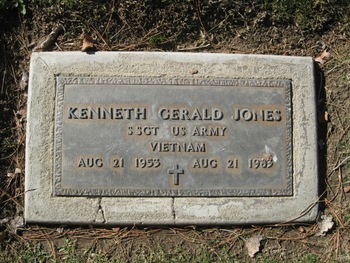 Jones,   Kenneth Gerald gravesite