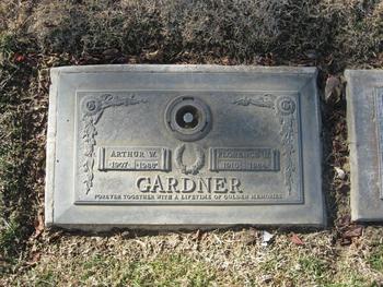 Gardner,   Florence Hester gravesite