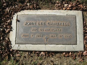 Cantrell,   John Lee gravesite