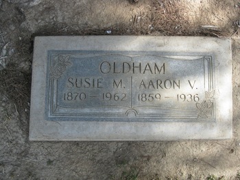 Oldham, Aaron Valentine gravesite