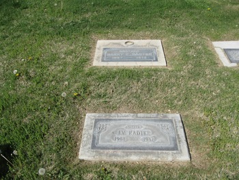 Radtke,   Evelyn ('Ev') gravesite