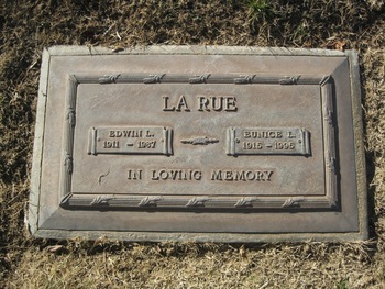 La Rue,   Edwin Lewis gravesite