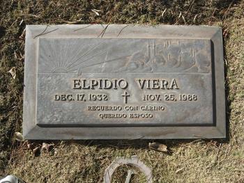 Viera,   Elpidio gravesite