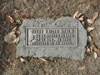 Ayala,   Oscar Emilio gravesite