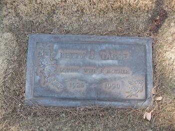 Tagge,   Betty Joan gravesite