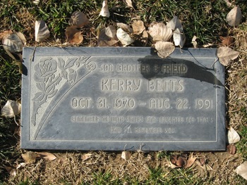 Betts,   Kerry David gravesite