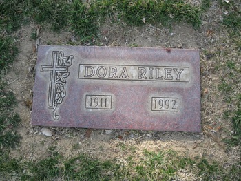 Riley,   Dora gravesite
