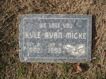Micke,   Kyle Ryan gravesite