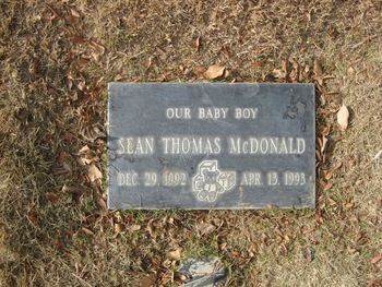 McDonald,   Sean Thomas gravesite
