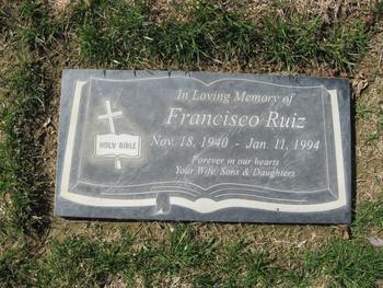 Ruiz,   Francisco Munoz gravesite
