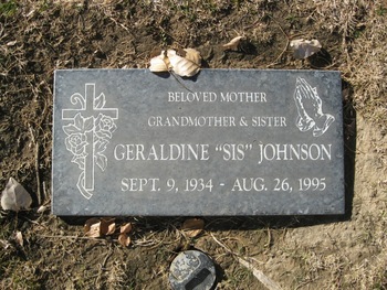 Johnson,   Geraldine Joan ('Sis') gravesite