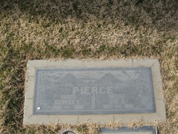 Pierce,   Sue Olive gravesite