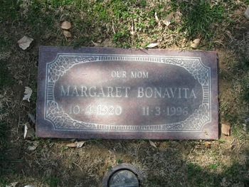 Bonavita,   Margaret gravesite