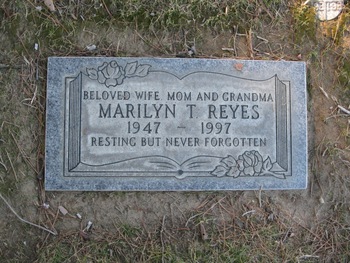 Reyes,   Marilyn Toni gravesite