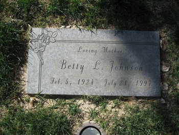 Johnson,   Betty Lee gravesite