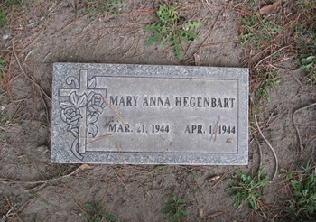 Hegenbart,   Mary Anna gravesite