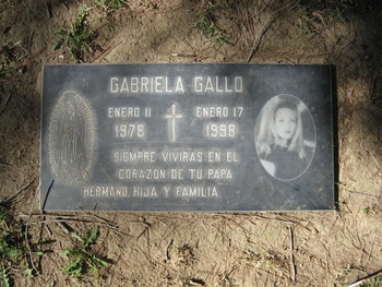 Gallo,   Gabriela gravesite