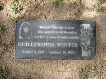Winter,   Guillermina gravesite
