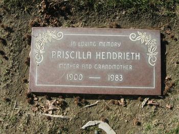 Hendrieth,   Priscilla gravesite