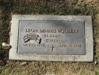 Woolery,   Leon Dennis gravesite
