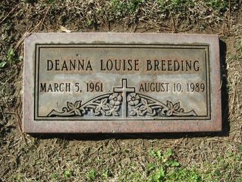 Breeding,   Deanna Louise gravesite