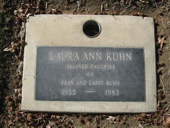 Kuhn,   Laura Ann gravesite