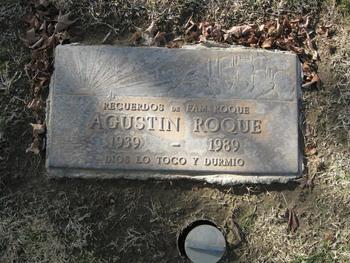 Roque,   Agustin gravesite