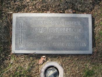 Gutierrez, Jr.  Jorge Luis gravesite