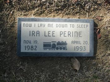 Perine,   Ira Lee gravesite